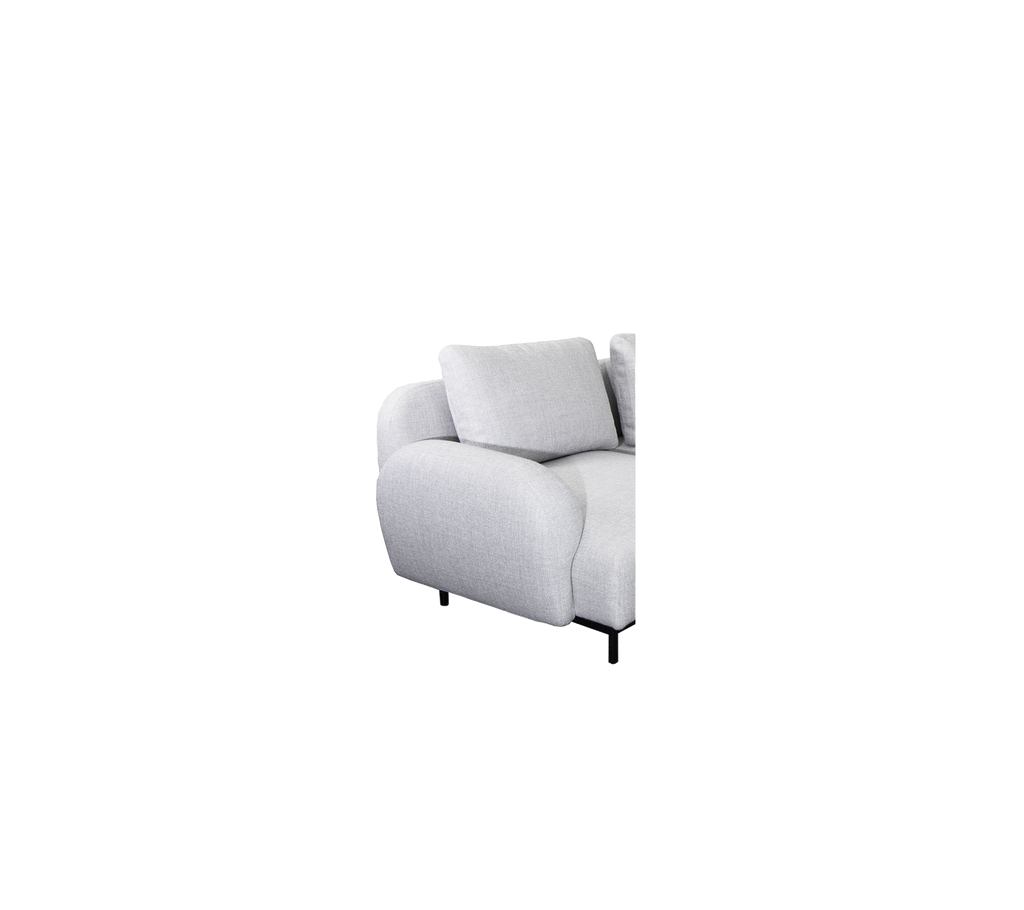 Aura low armrest