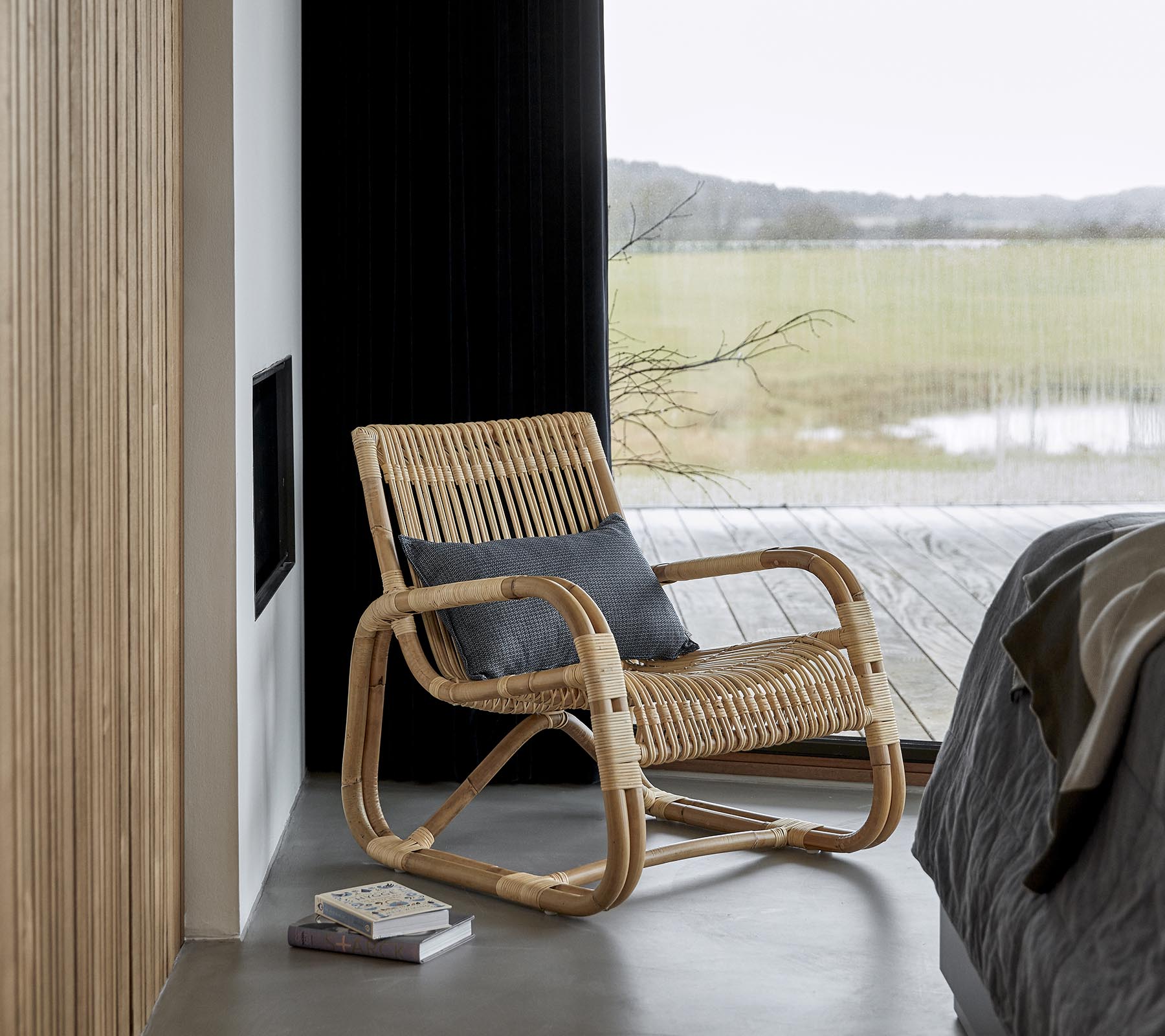 Cane-line Curve lounge chair Scandinavian design furniture