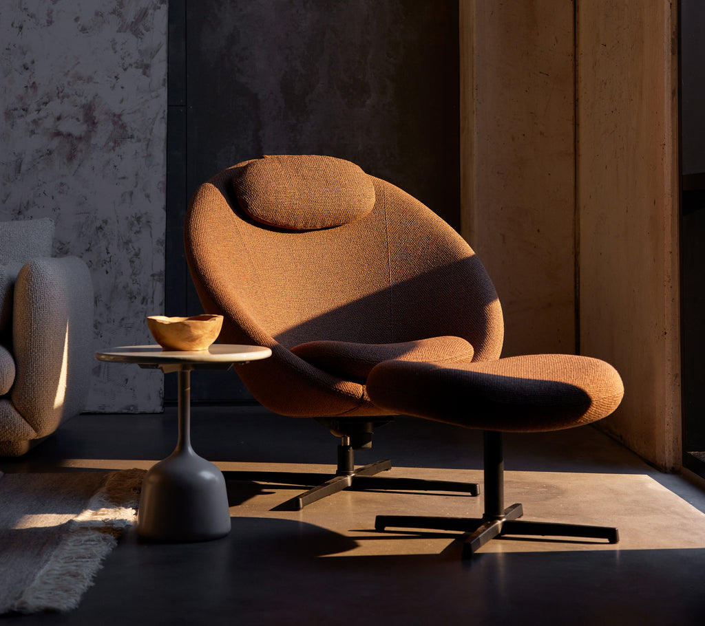 Pace lounge chair