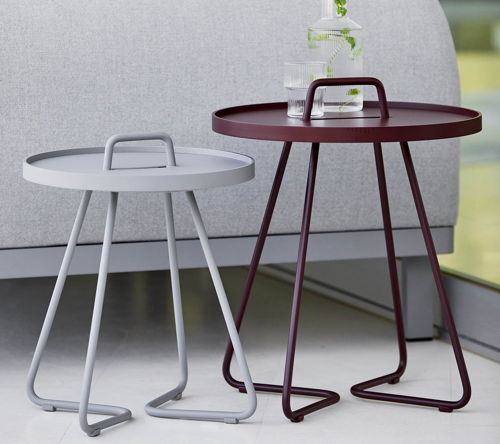 On-the-move side table/coffee table, small